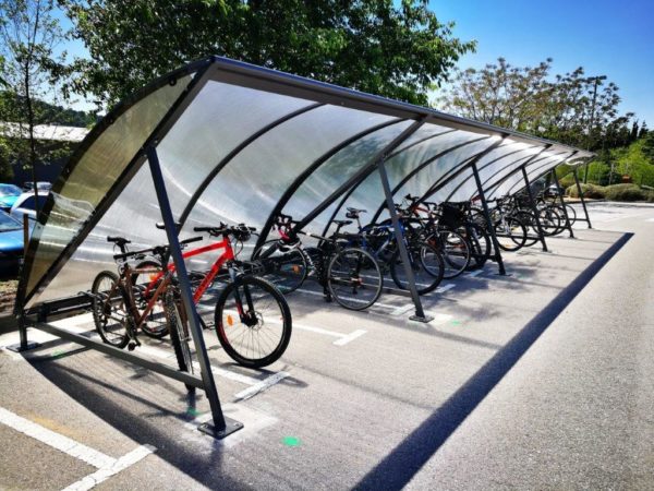 Refugio-marquesina para bicicletas
